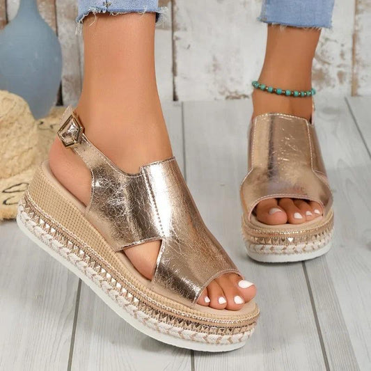 Sandalias elegantes de verano.